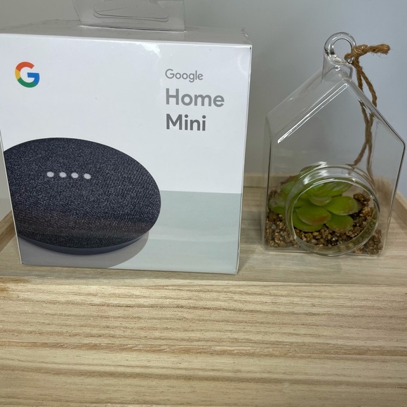 Google home mini NEW - Picture 1 of 6